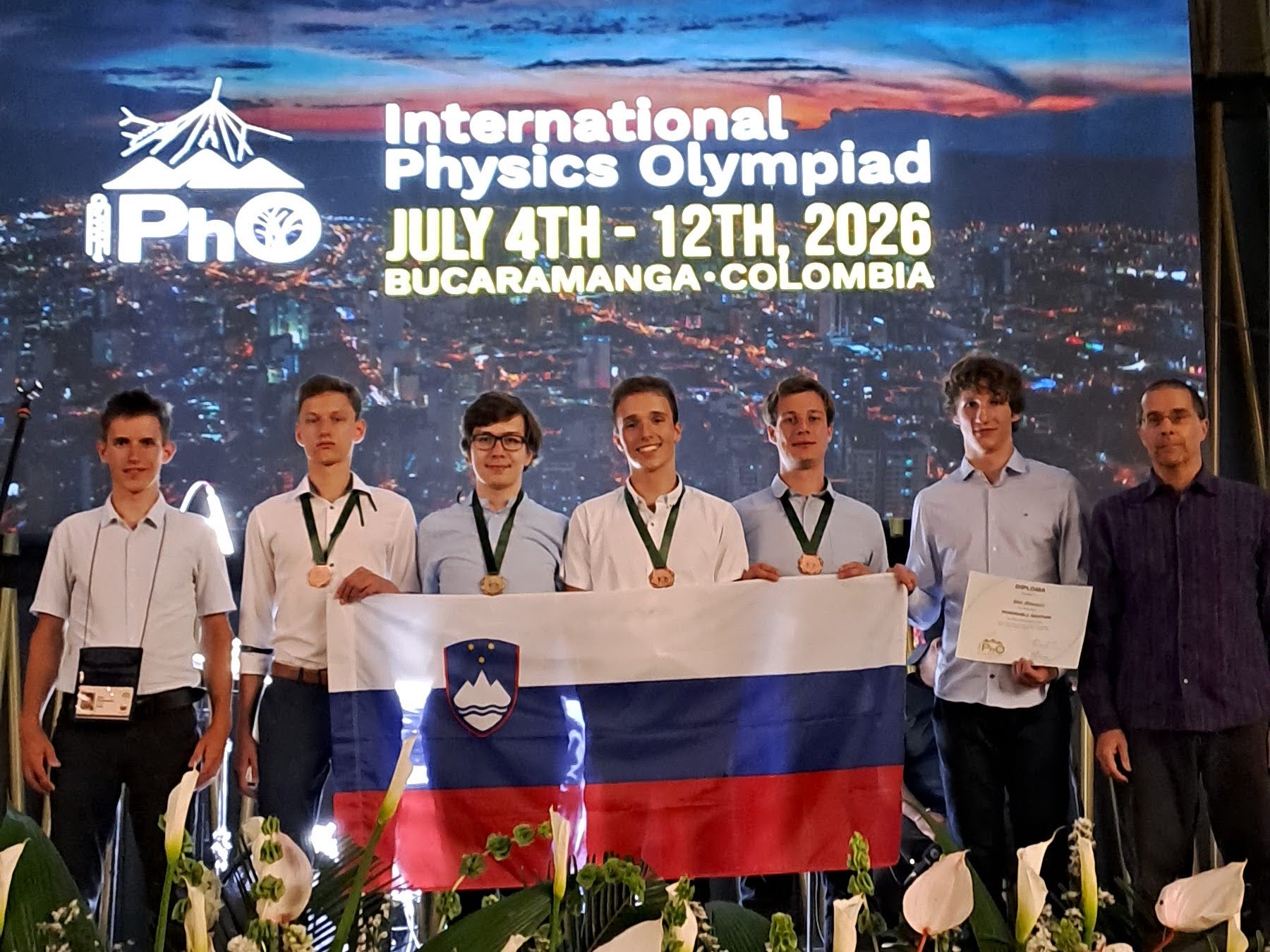 ipho26-medals